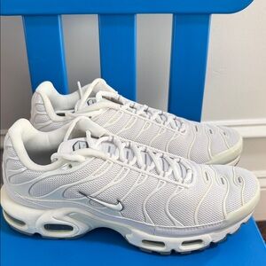Nike Air Max Plus White Sneakers brand new size 7.5